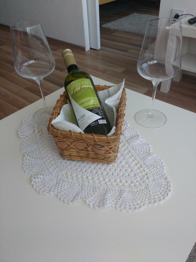 Meridian Apartment , 300M To Bus Terminal, Fast Wifi & Airport Transf Zagreb Eksteriør billede