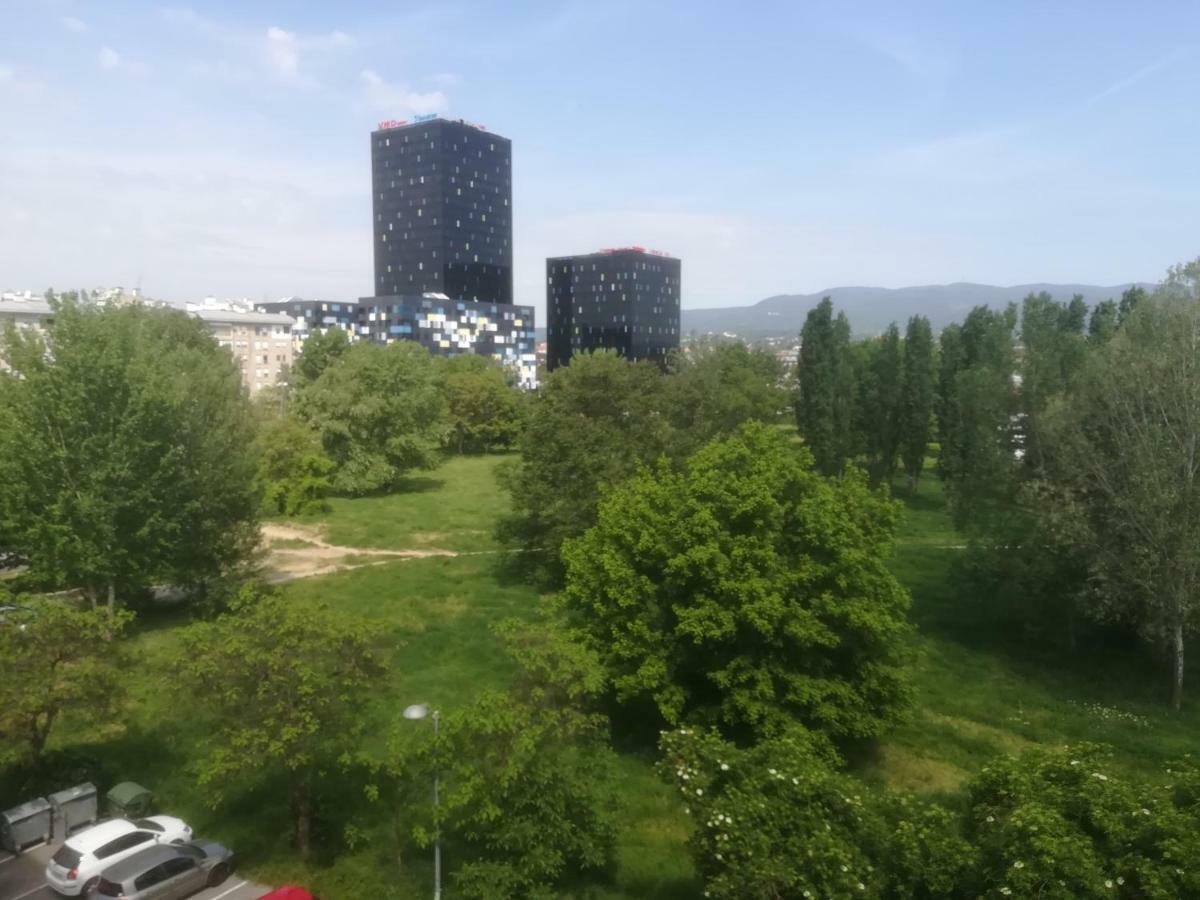 Meridian Apartment , 300M To Bus Terminal, Fast Wifi & Airport Transf Zagreb Eksteriør billede